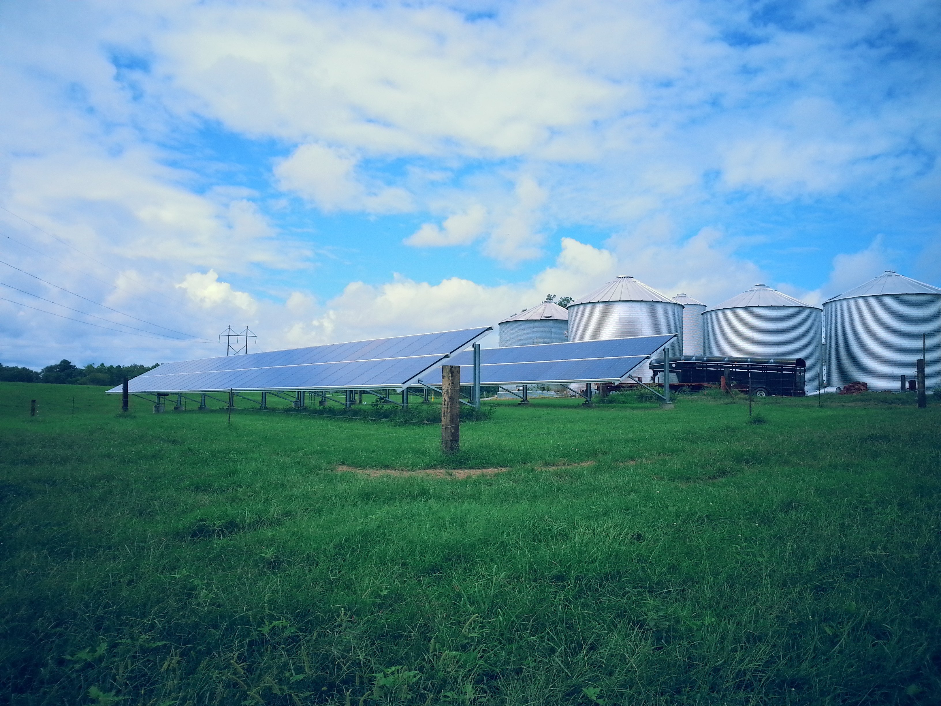 Agricultural ground mount solar array in Sebree, KY