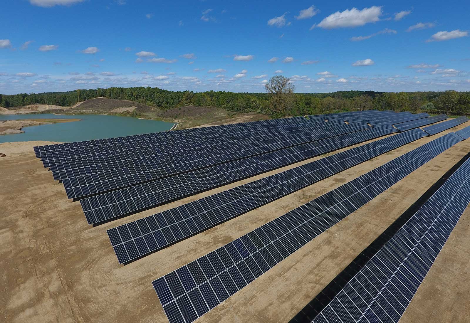 solar-farm-addison